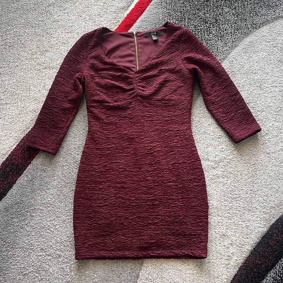 Assorted Multi Occasion Party And Casual 4 PC Dress Bundle - Picture 6 of 14